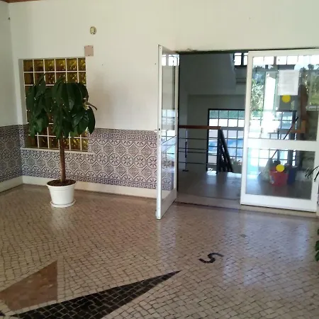Edifício Vau Costa