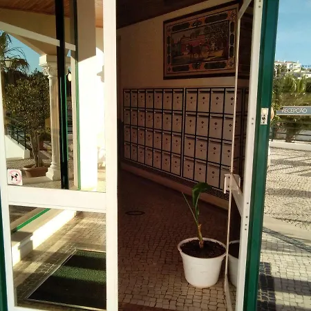 Edifício Vau Costa