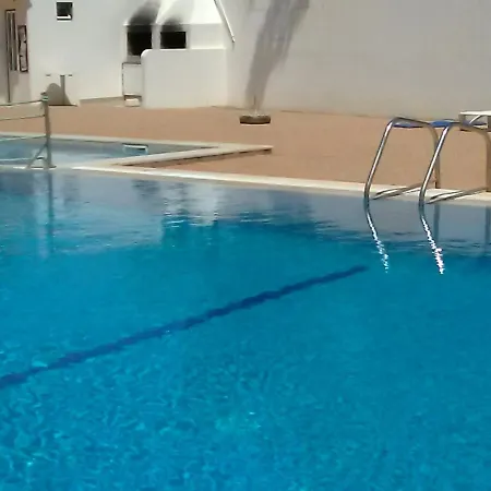 Edificio Vau Costa بيت للعطل